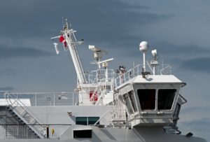 command bridge lookout